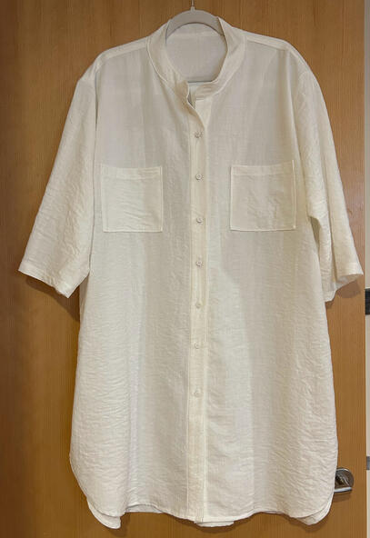 Hala - Isobel is awesome! Professional and knowledgeable in techniques, fabrics, styles and combining them. She has made and altered clothing for me. I gave her a dress that I was ready to give up on as it was completely unwearable and she got it to fit ju